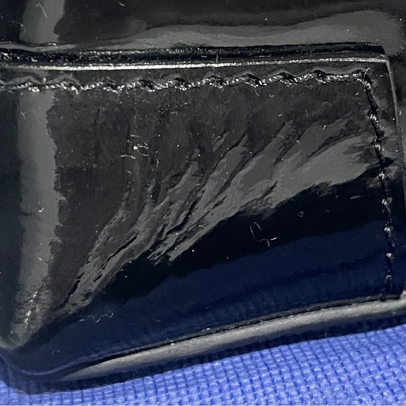 PRICE DROP! Vintage Stuart Weitzman Black Patent leather clutch NWT - Picture 7 of 16